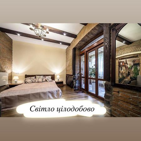 Vip Castle Apartmens Λβιβ Εξωτερικό φωτογραφία